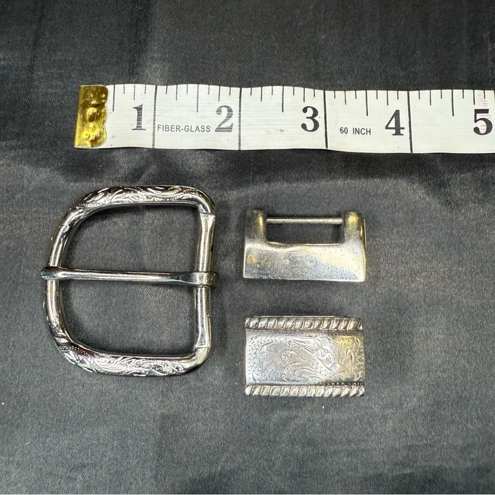 Nickel Western Cowboy Belt Buckle 3 piece set Flower - Fits 1.5
